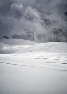 Frankreich, Hautes Alpes, Queyras, Naturpark, Ceillac, Pic de Chateau Renard, Skibergsteigen - ALRF000438