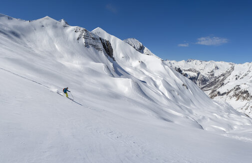 Frankreich, Hautes Alpes, Nationalpark Ecrins, Prapic, Mourre Froid, Skibergsteigen - ALRF000459