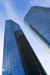 Germany, Frankfurt, facades of Deutsche Bank skyscrapers - FCF000928