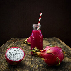 Drachenfrucht-Smoothie - LVF004891