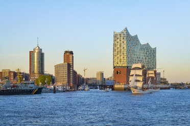 Germany, Hamburg, Hafencity with Elbe Philharmonic Hall - RJF000582