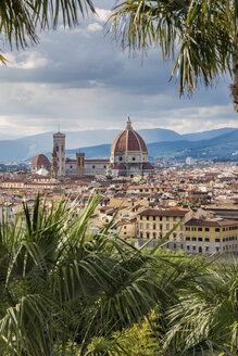 Italien, Toskana, Florenz, Altstadt, Santa Maria del Fiore und Badia Fiorentina - CSTF001083