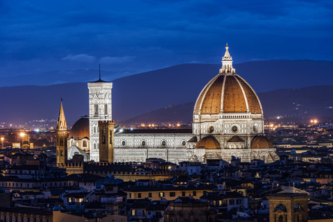 Italy, Tuscany, Florence, Santa Maria del Fiore and Campanile di Giotto at night stock photo