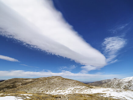 Spain, Sierra de Gredos, clouds above mountainscape - LAF001628