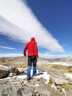 Spain, Sierra de Gredos, man hiking in mountains - LAF001629