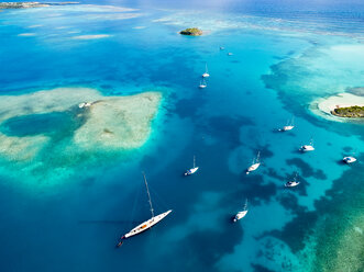 Antigua und Barbuda, Westindische Inseln, Antigua, Green Island, Green Bay, Maxi-Yacht - AMF004925