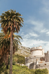Kroatien, Dubrovnik, Blick auf den Minceta-Turm - ZEDF000162
