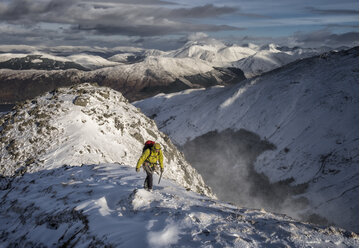 Scotland, Glencoe, Beinn a'Bheithir, mountaineering in winter - ALRF000475