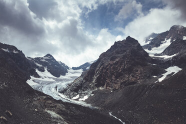 Italien, Lombardei, Gletscher bei Chiareggio in Valmalenco - DWIF000741