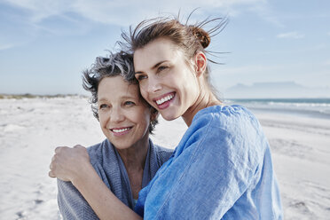 Portrait of mother and her adult daughter on the beach - RORF000211