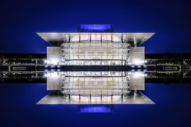 Denmark, Copenhagen, view to lighted National Opera at night - PUF000529