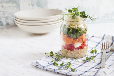 Rainbow salad in a jar, quinoa, tomatoes, mozzarella, spinach, pea sprouts - SBDF002916