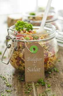 Bulgursalat im Glas, Etikett und Schrift - ODF001386