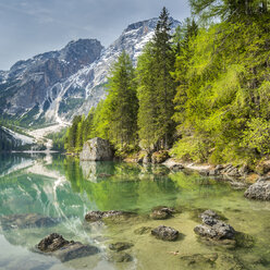 Italy, South Tyrol, Dolomites, Fanes-Sennes-Prags Nature Park, Lake Prags with Seekofel - STSF001016