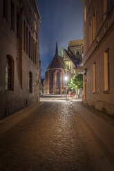 Deutschland, Brandenburg, Perleberg, Kirche in der historischen Altstadt - NKF000461