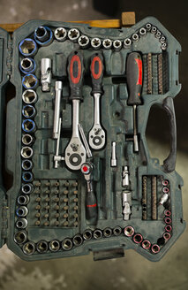 Werkzeuge im Werkzeugkasten - RAEF001188
