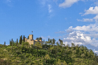 Italien, Umbrien, Gubbio, Die alte Burg von Cortevecchio - LOM000293