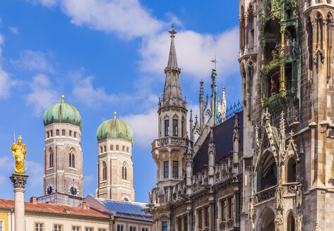 Germany, Munich, view of Marian column, spires of Cathedral of Our Lady and new city hall - WDF003631