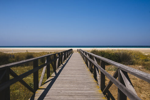 Spanien, Andalusien, Tarifa, Strand von Rio Jara - KIJF000452