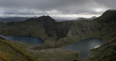 UK, North Wales, Snowdonia, Cwm Glas, Garnedd Ugain, Clogwyn y Parson - ALRF000528