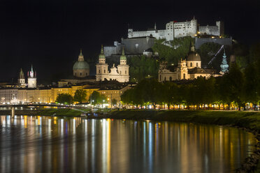 Austria, Salzburg, Hohensalzburg Castle at night - YR000108