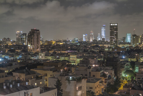 Israel, Tel Aviv, Stadtbild bei Nacht - HWOF000136