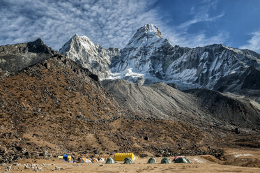 Nepal, Himalaya, Solo Khumbu, Ama Dablam, base camp - ALRF000615