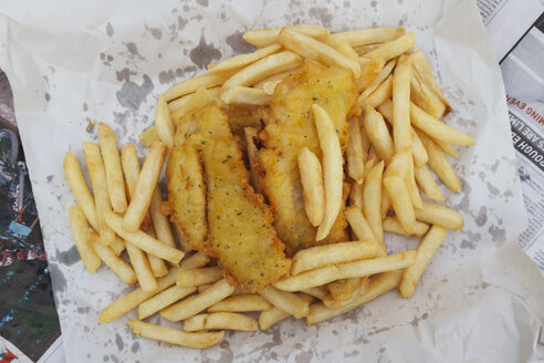 New Zealand, Fish and chips dish, traditionally served on parchment paper - GWF004760