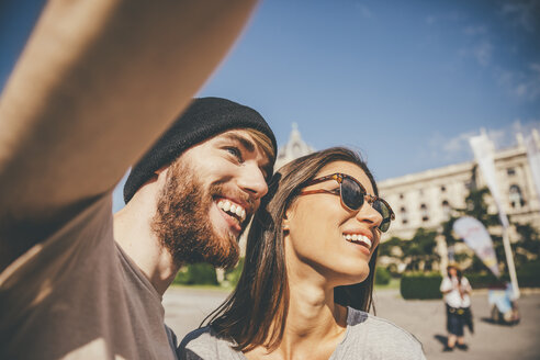 Young couple taking selfie in Vienna - AIF000335