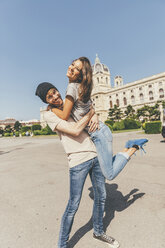 Young couple taking city break in Vienna, Austria - AIF000339