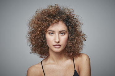 Portrait of redheaded woman with curly hair - RHF001670