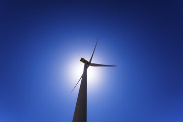 Wind turbine against the sun - SMAF000506
