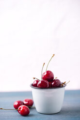Enamel bowl of cherries - MYF001632