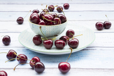 Bowl of cherries - LVF005059