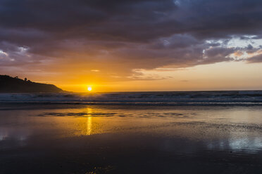 Sunset on the beach - UUF007960