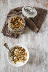 Homemade crunchy muesli, oat, amaranth and linseed - EVGF002992