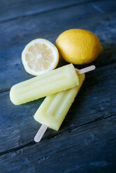 Lemon Snow Ice Cream with lemons - KIJF000510