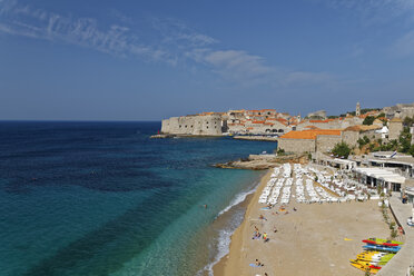 Croatia, Dubrovnik, Old town with city wall - GFF000652