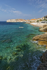 Croatia, Dubrovnik, Old town and beach - GFF000654