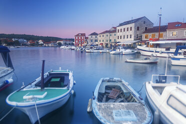Croatia, Hvar Island, Starigrad, Boats anchoring in the evening - GFF000695