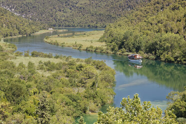 Croatia, Dalmatia, Sibenik-Knin, Excursion boat on Krka river - GFF000705