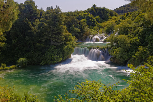 Kroatien, Dalmatien, Sibenik-Knin, Krka-Nationalpark, Skradinski buk, Wasserfall - GFF000706