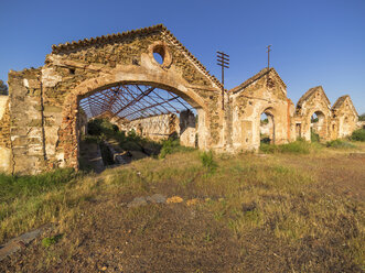 Portugal, Corte do Pinto, Ruinen von Mina de Sao Domingos - LAF001710