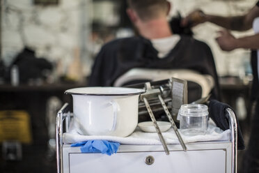 Bowl and gel at the barbershop - ZEF009219