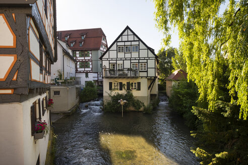 Deutschland, Baden-Württemberg, Schwaben, Oberschwaben, Ulm, Großes Blau im Fischerviertel - SIEF007064