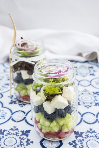 Griechischer Salat im Glas, lizenzfreies Stockfoto