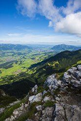 Deutschland, Bayern, Allgäu, Panoramablick vom Rubihorn ins Illertal - WGF000911