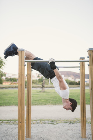 Sportler Mann, Training, Outdoor, lizenzfreies Stockfoto