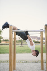 Sportler Mann, Training, Outdoor - RAEF001326