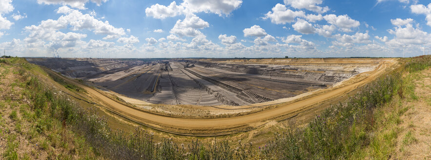 Deutschland, Grevenbroich, Tagebau Garzweiler - FRF000448